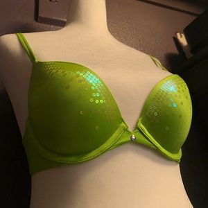 2/$12 Victoria’s Secret Push Up Bra Lime Green